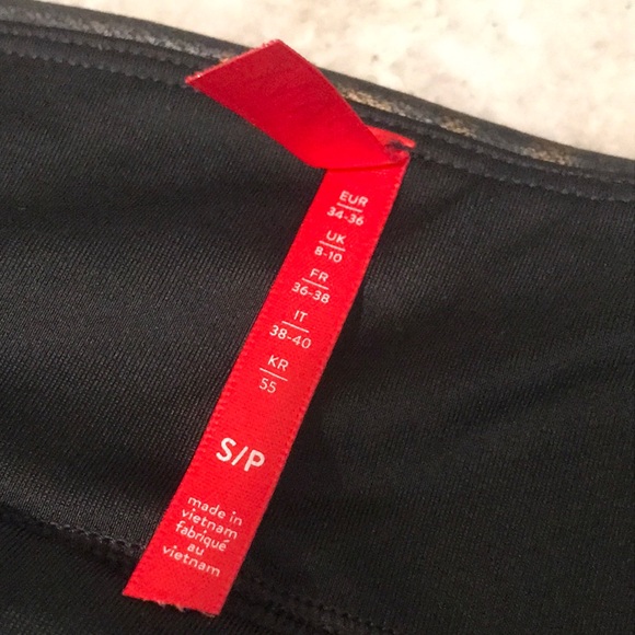 Spanx Leggings Womens Small Leopard Shine Faux Leather Animal Print 20270R Luxe - Picture 3 of 14